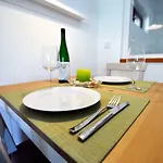 Moselufer Lägenhet *