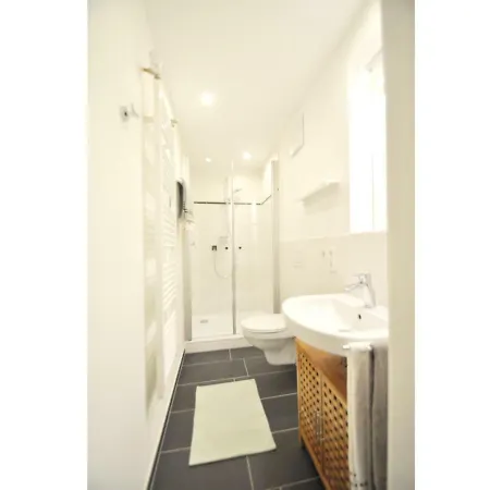 Moselufer Lägenhet *